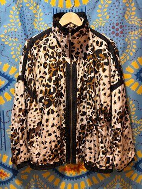 Vintage 90s BOLD SPIRIT Nylon Windbreaker Jacket X-Large Leopard Print Sport